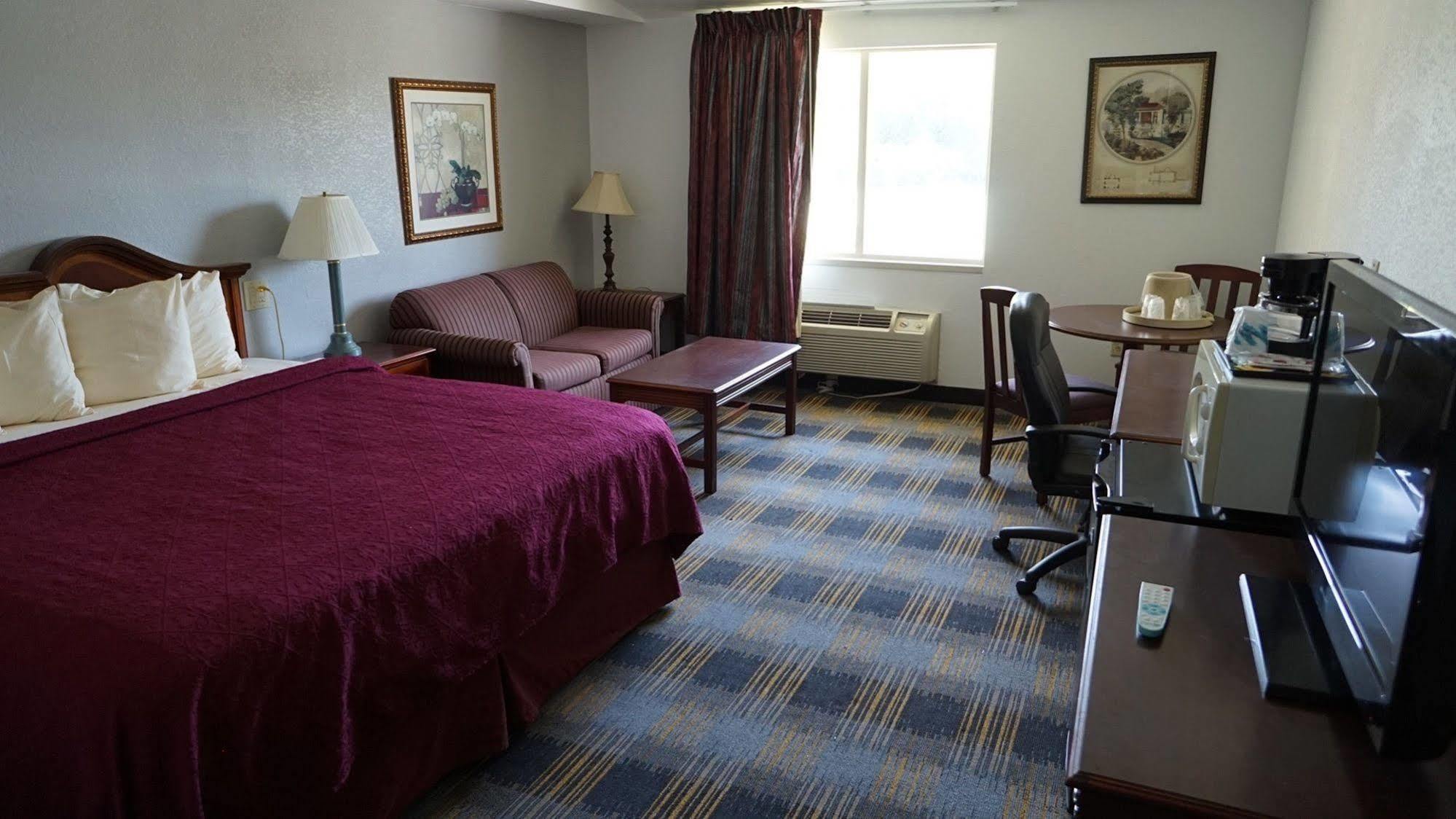 Riverview Inn & Suites Somerset Exterior photo